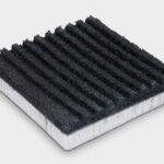 Pannello acustico Dampwall AR con superficie rigata in gomma riciclata abbinata a cartongesso per il fonoisolamento di pareti